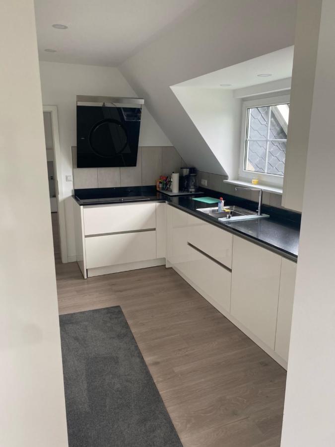 Ferienwohnung Falkenfeld Любек Екстериор снимка